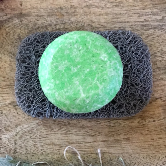 Handmade Mellow Melon Shampoo Bar - Picture 8 of 9